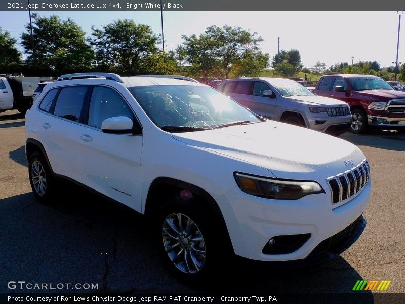 Bright White / Black 2021 Jeep Cherokee Latitude Lux 4x4