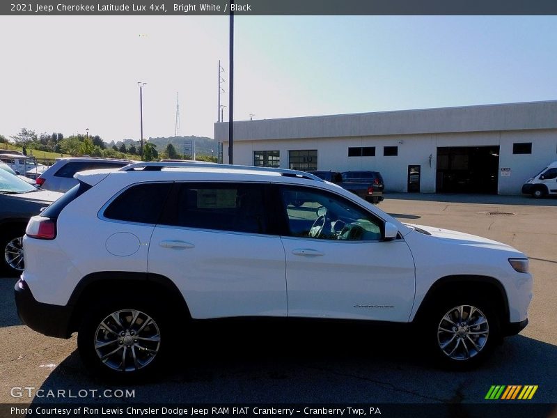 Bright White / Black 2021 Jeep Cherokee Latitude Lux 4x4