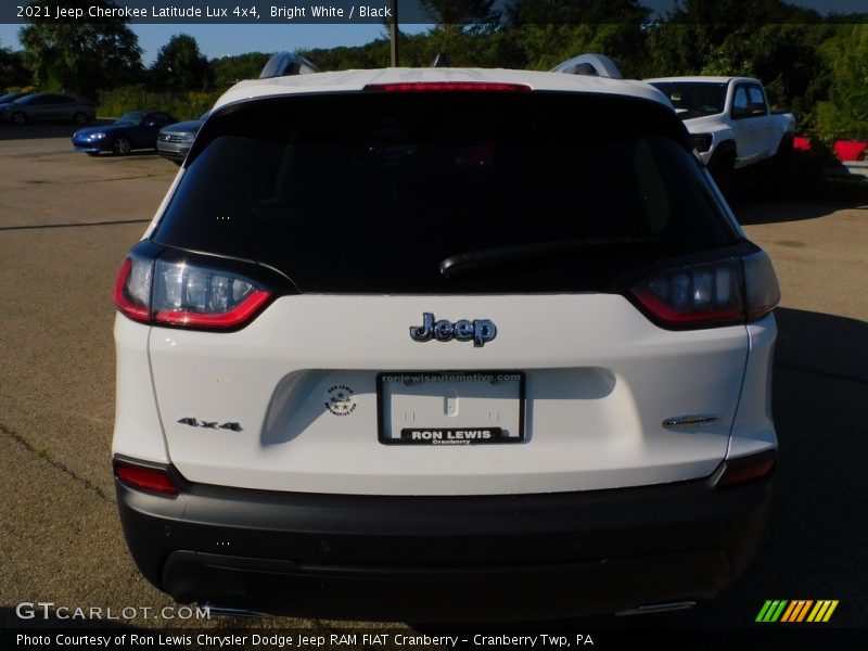 Bright White / Black 2021 Jeep Cherokee Latitude Lux 4x4