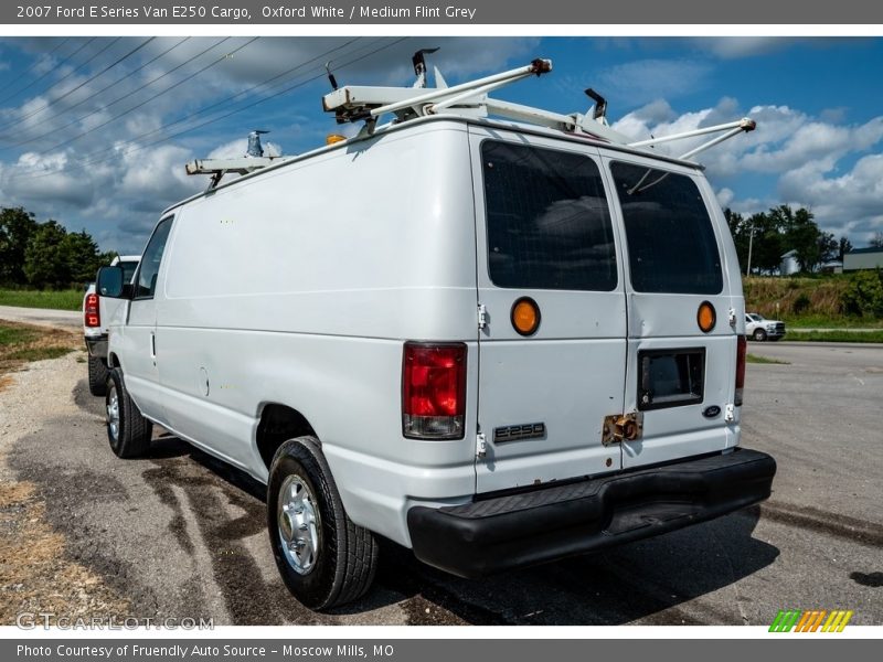 Oxford White / Medium Flint Grey 2007 Ford E Series Van E250 Cargo