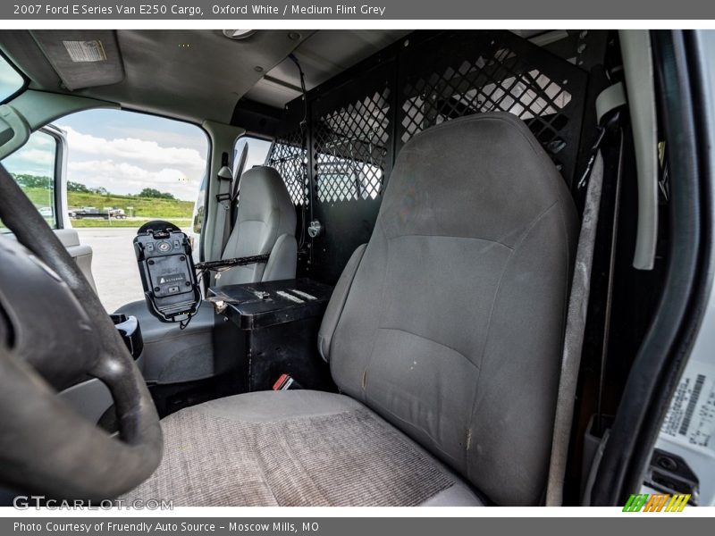 Oxford White / Medium Flint Grey 2007 Ford E Series Van E250 Cargo