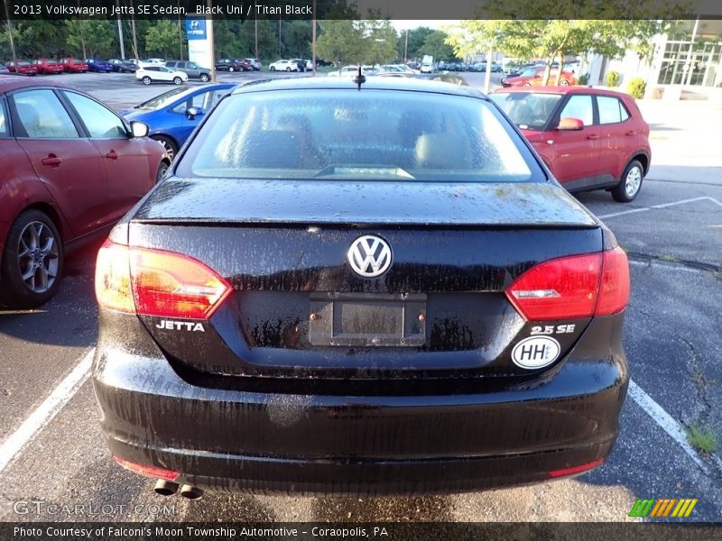 Black Uni / Titan Black 2013 Volkswagen Jetta SE Sedan