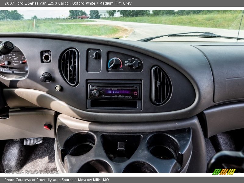 Oxford White / Medium Flint Grey 2007 Ford E Series Van E250 Cargo