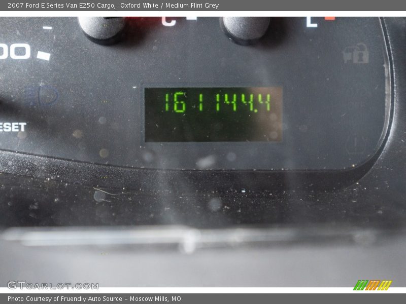 Oxford White / Medium Flint Grey 2007 Ford E Series Van E250 Cargo