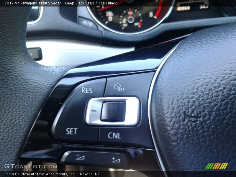 Deep Black Pearl / Titan Black 2017 Volkswagen Passat S Sedan