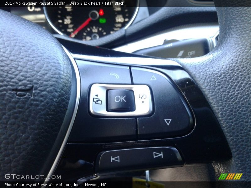 Deep Black Pearl / Titan Black 2017 Volkswagen Passat S Sedan