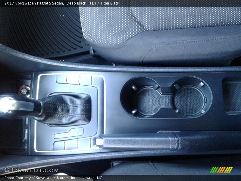 Deep Black Pearl / Titan Black 2017 Volkswagen Passat S Sedan