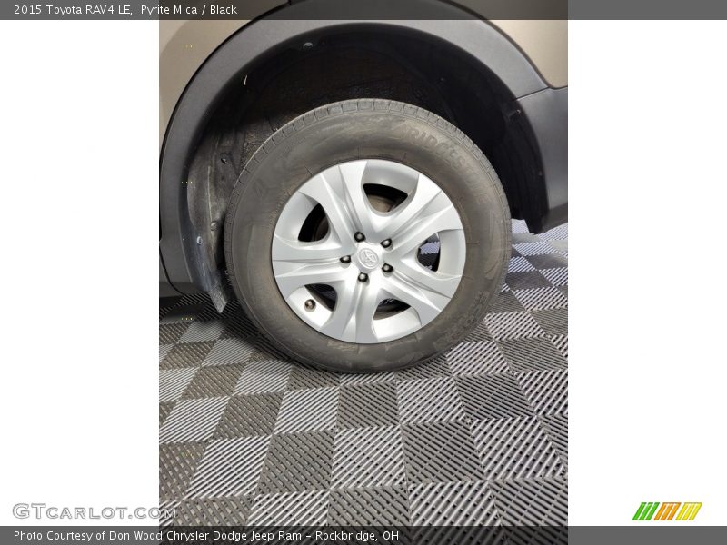 Pyrite Mica / Black 2015 Toyota RAV4 LE