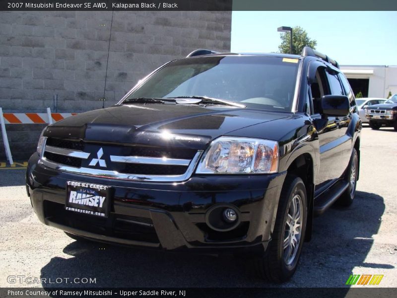 Kalapana Black / Black 2007 Mitsubishi Endeavor SE AWD