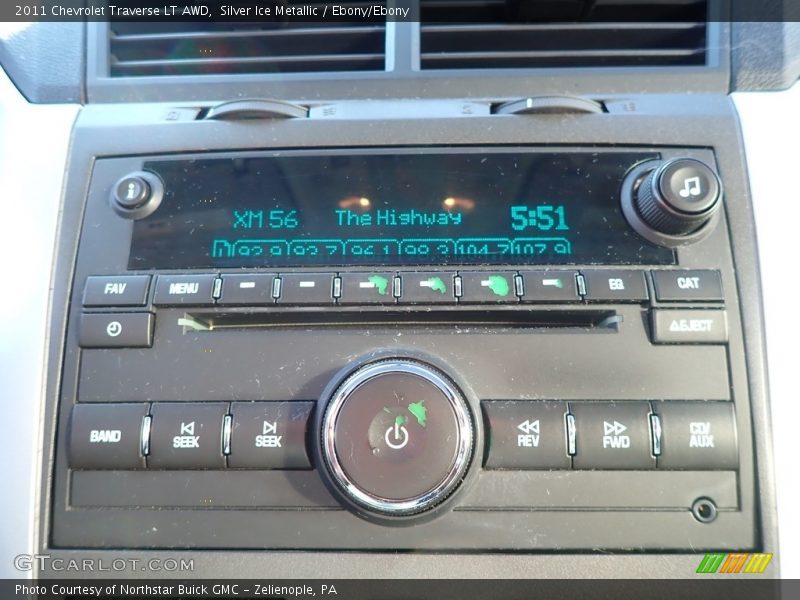 Silver Ice Metallic / Ebony/Ebony 2011 Chevrolet Traverse LT AWD