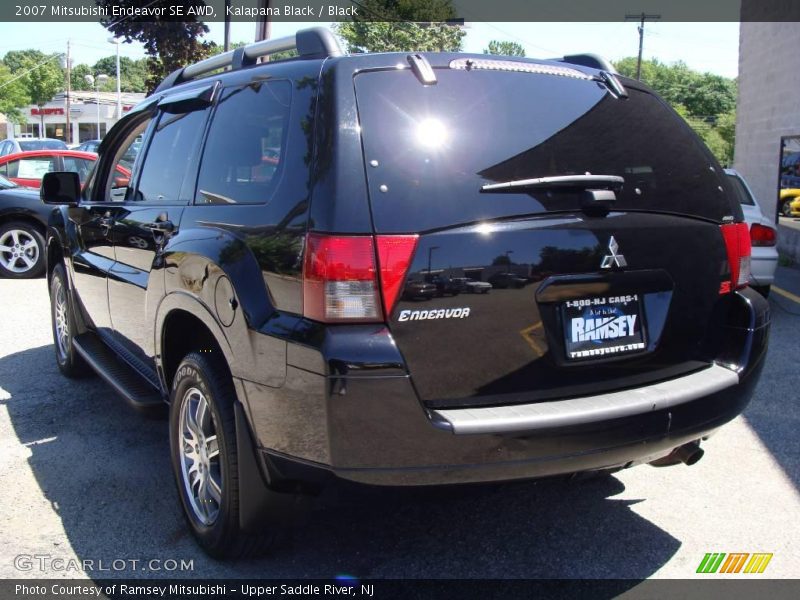 Kalapana Black / Black 2007 Mitsubishi Endeavor SE AWD