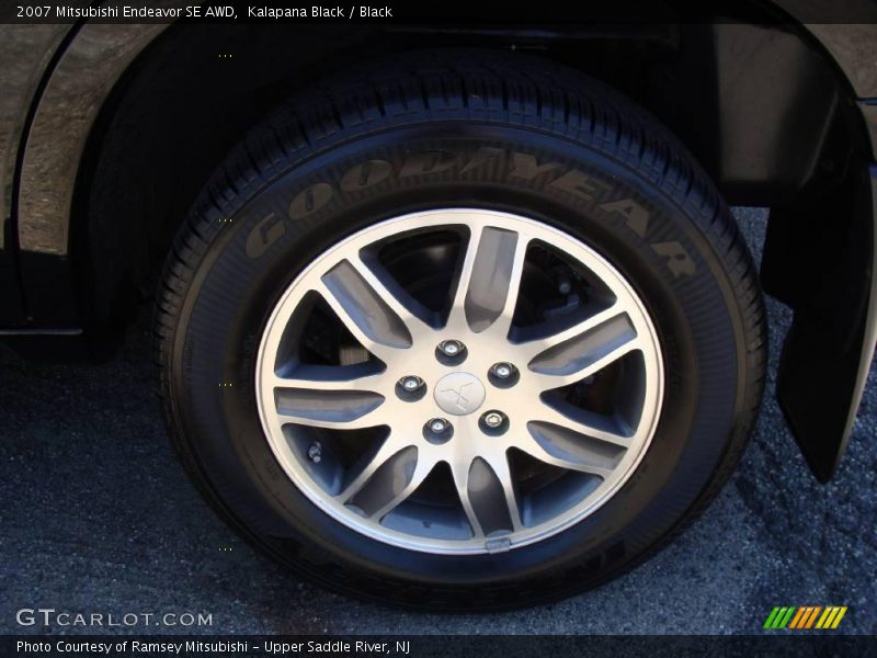 Kalapana Black / Black 2007 Mitsubishi Endeavor SE AWD