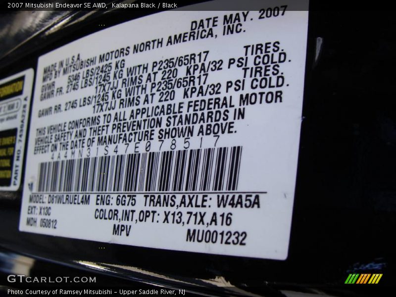 Kalapana Black / Black 2007 Mitsubishi Endeavor SE AWD
