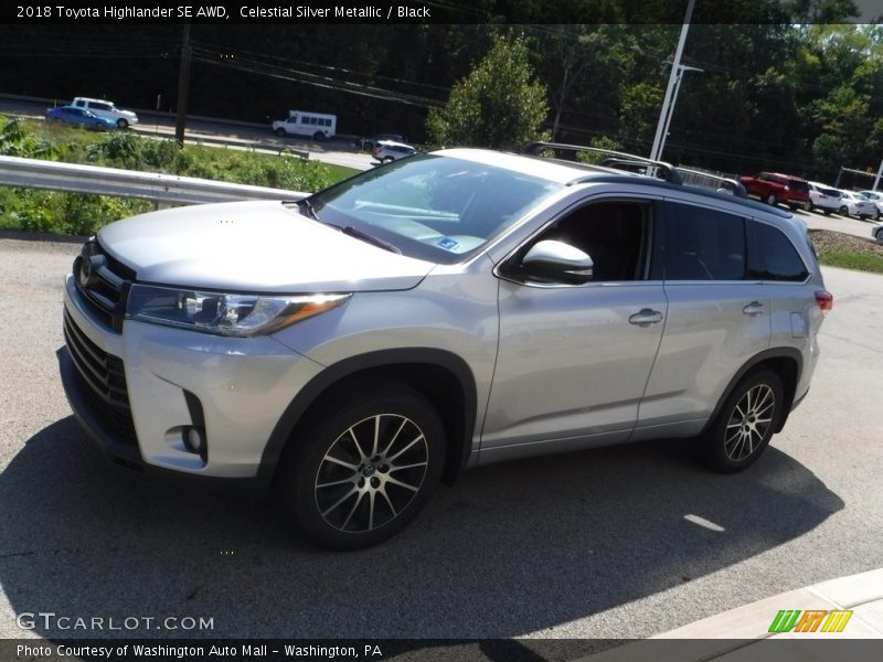 Celestial Silver Metallic / Black 2018 Toyota Highlander SE AWD