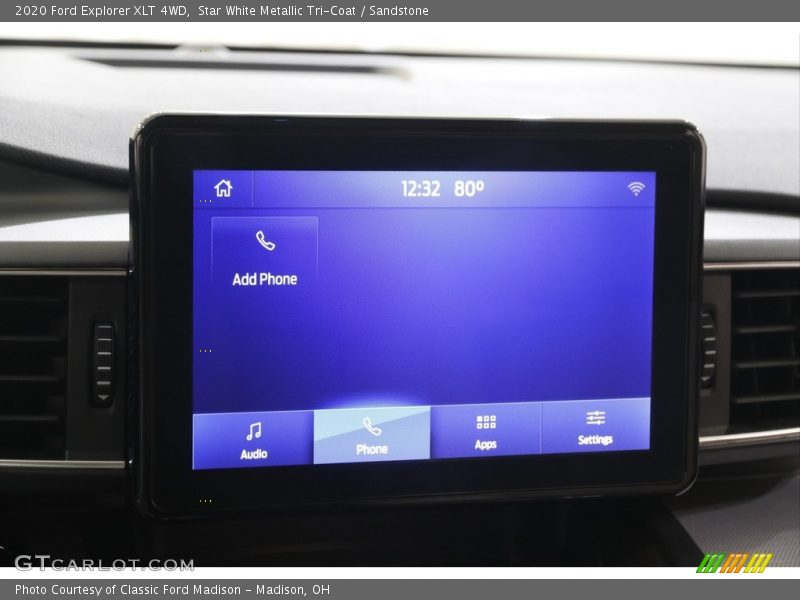 Star White Metallic Tri-Coat / Sandstone 2020 Ford Explorer XLT 4WD