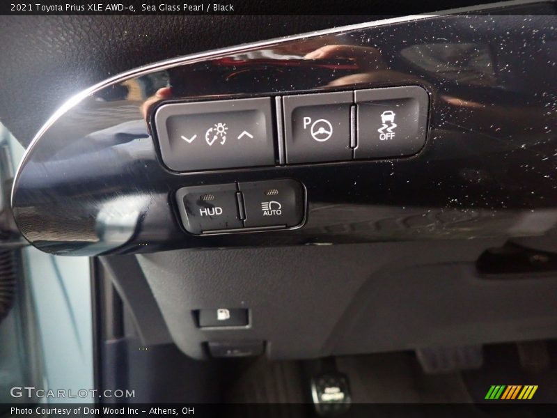 Sea Glass Pearl / Black 2021 Toyota Prius XLE AWD-e