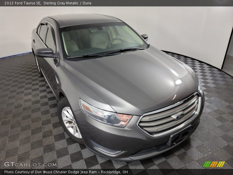 Sterling Gray Metallic / Dune 2013 Ford Taurus SE