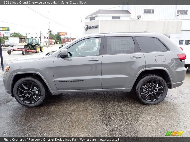 Sting-Gray / Black 2021 Jeep Grand Cherokee Laredo 4x4