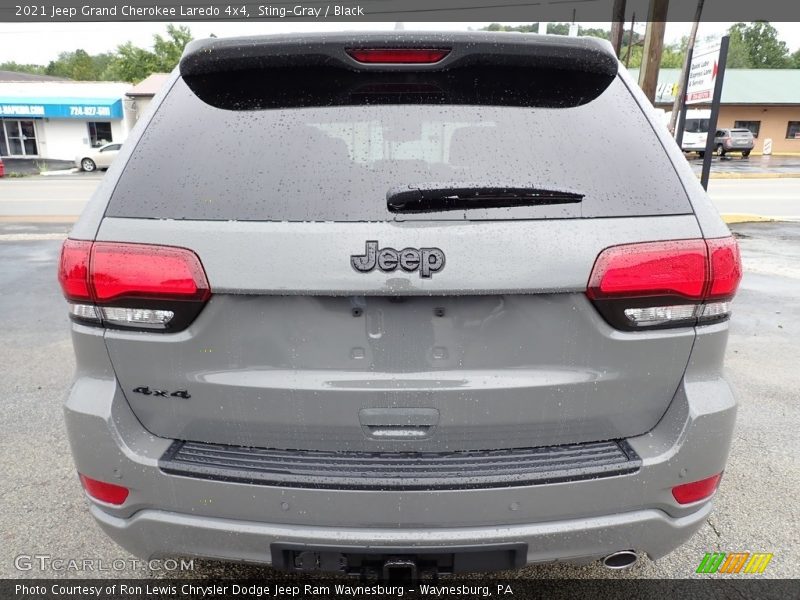 Sting-Gray / Black 2021 Jeep Grand Cherokee Laredo 4x4