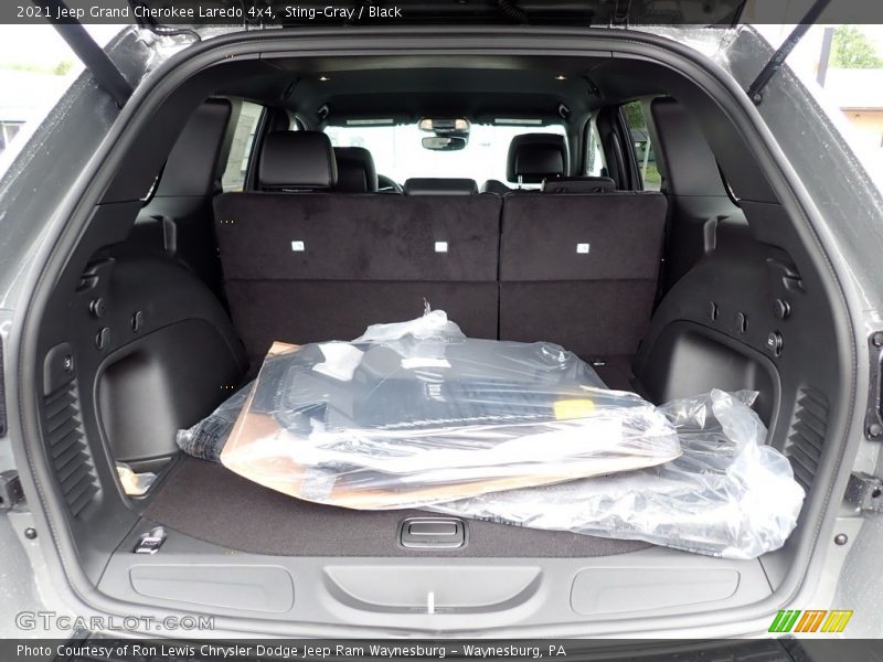 Sting-Gray / Black 2021 Jeep Grand Cherokee Laredo 4x4