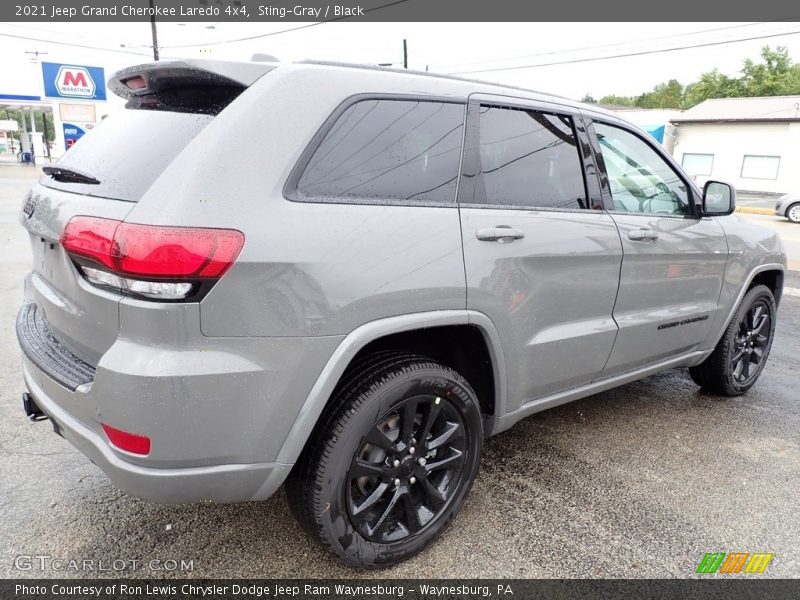 Sting-Gray / Black 2021 Jeep Grand Cherokee Laredo 4x4
