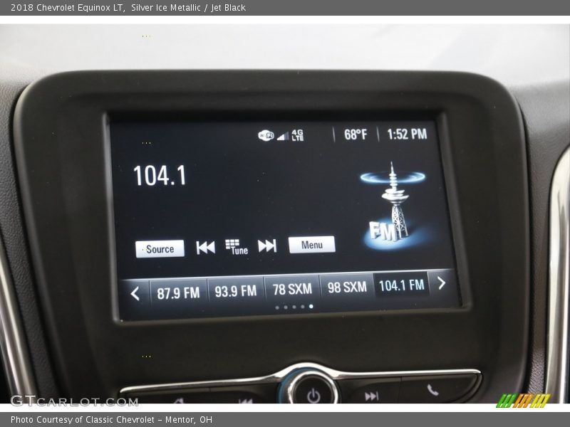 Silver Ice Metallic / Jet Black 2018 Chevrolet Equinox LT