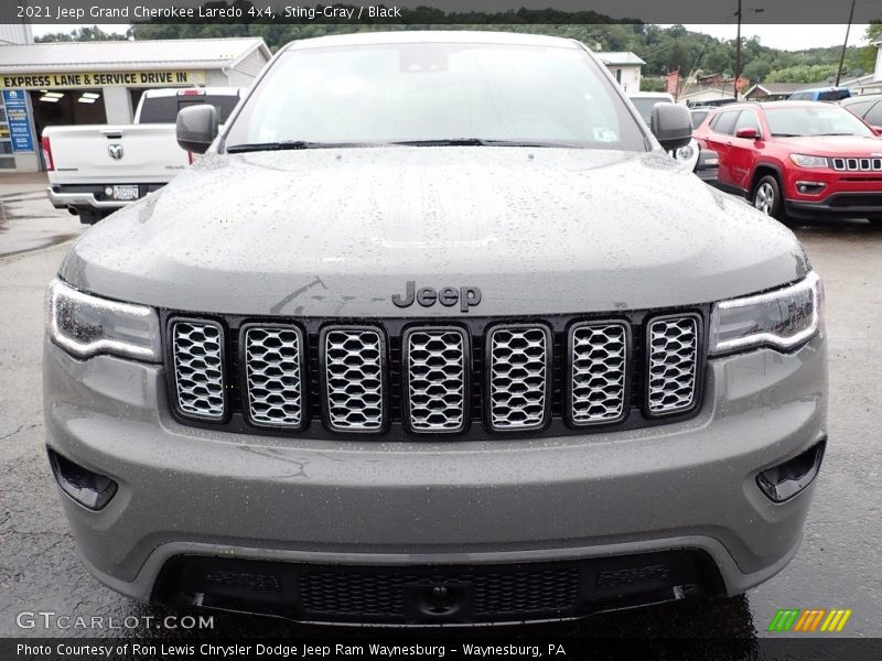 Sting-Gray / Black 2021 Jeep Grand Cherokee Laredo 4x4