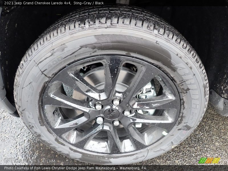 Sting-Gray / Black 2021 Jeep Grand Cherokee Laredo 4x4