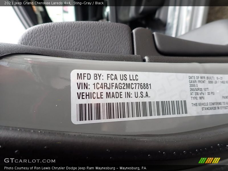 Sting-Gray / Black 2021 Jeep Grand Cherokee Laredo 4x4