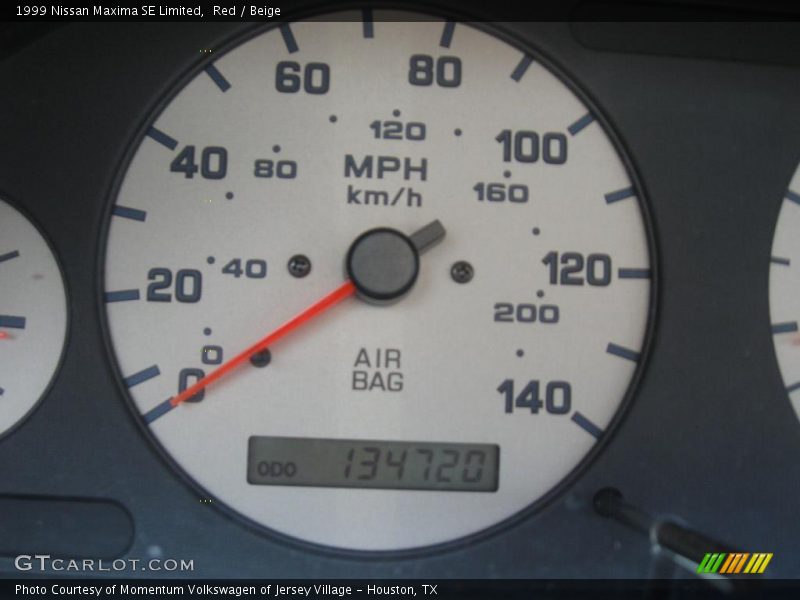 Red / Beige 1999 Nissan Maxima SE Limited