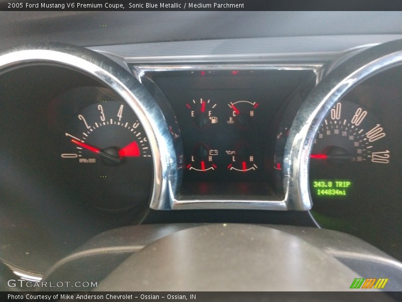 Sonic Blue Metallic / Medium Parchment 2005 Ford Mustang V6 Premium Coupe