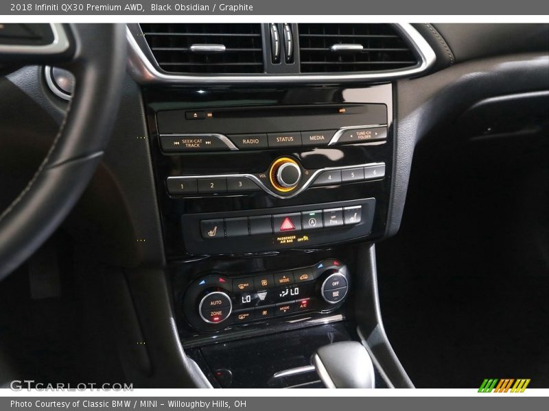 Black Obsidian / Graphite 2018 Infiniti QX30 Premium AWD