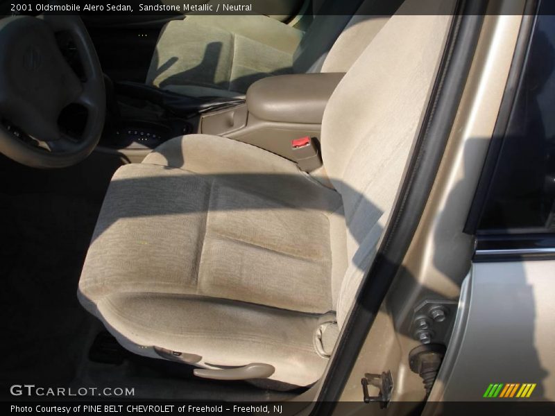 Sandstone Metallic / Neutral 2001 Oldsmobile Alero Sedan