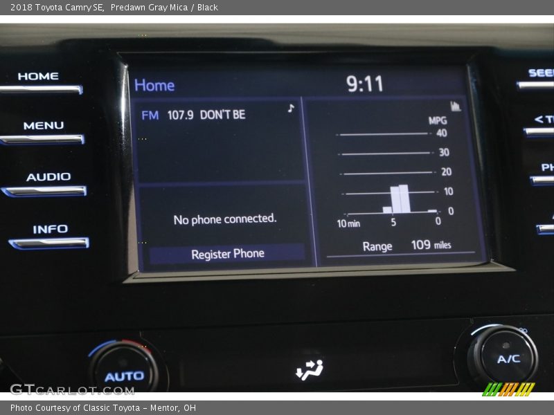 Predawn Gray Mica / Black 2018 Toyota Camry SE