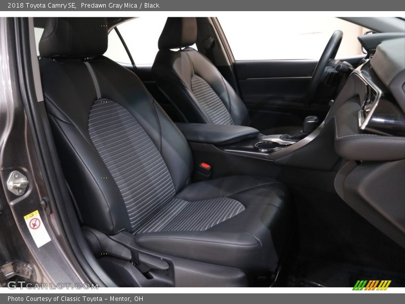 Predawn Gray Mica / Black 2018 Toyota Camry SE