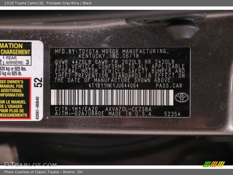 Predawn Gray Mica / Black 2018 Toyota Camry SE