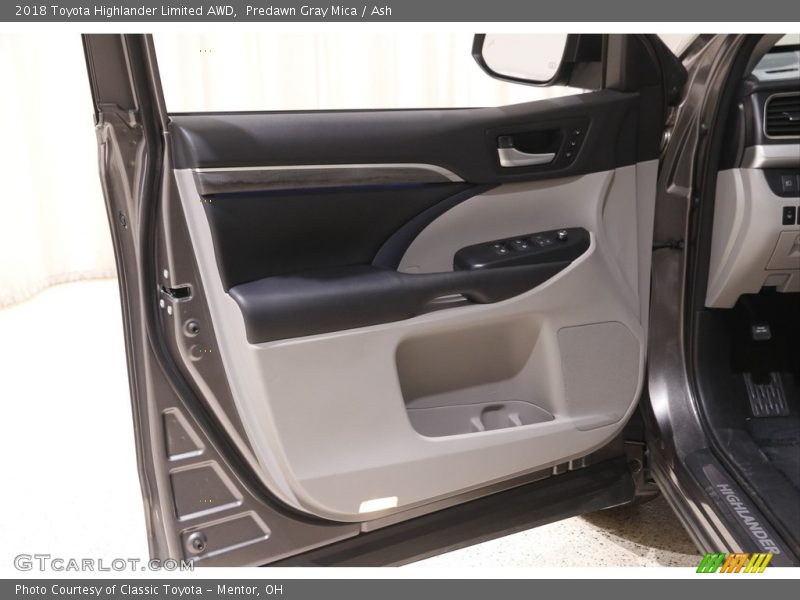 Predawn Gray Mica / Ash 2018 Toyota Highlander Limited AWD