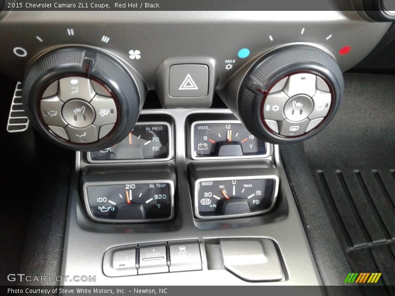 Controls of 2015 Camaro ZL1 Coupe