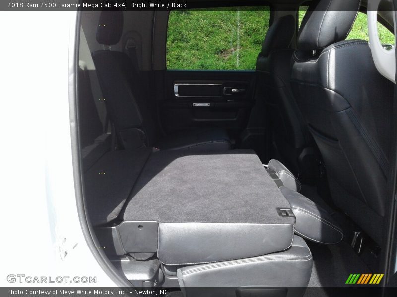 Bright White / Black 2018 Ram 2500 Laramie Mega Cab 4x4