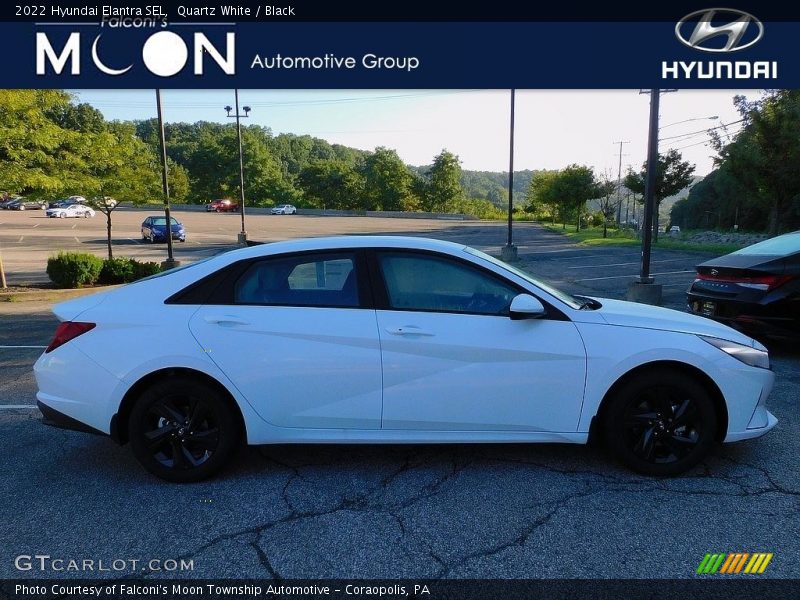 Quartz White / Black 2022 Hyundai Elantra SEL