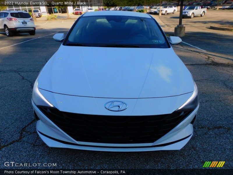 Quartz White / Black 2022 Hyundai Elantra SEL