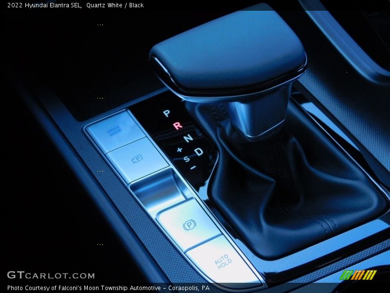 Quartz White / Black 2022 Hyundai Elantra SEL