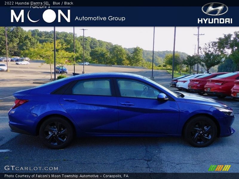Blue / Black 2022 Hyundai Elantra SEL