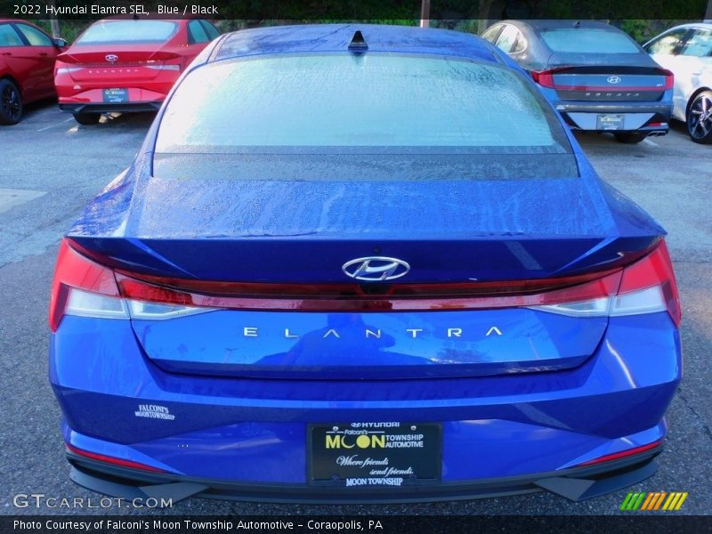Blue / Black 2022 Hyundai Elantra SEL