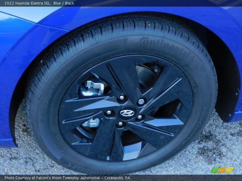 Blue / Black 2022 Hyundai Elantra SEL
