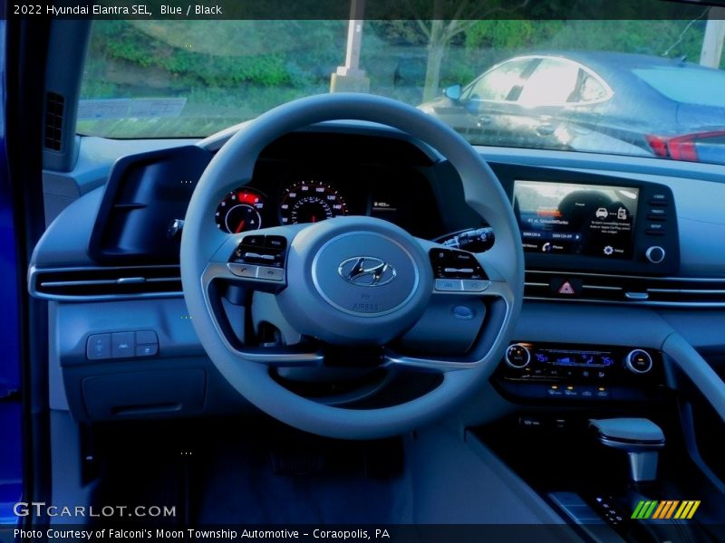 Blue / Black 2022 Hyundai Elantra SEL