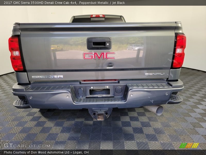 Pepperdust Metallic / Jet Black 2017 GMC Sierra 3500HD Denali Crew Cab 4x4