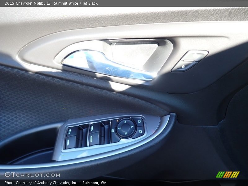 Summit White / Jet Black 2019 Chevrolet Malibu LS