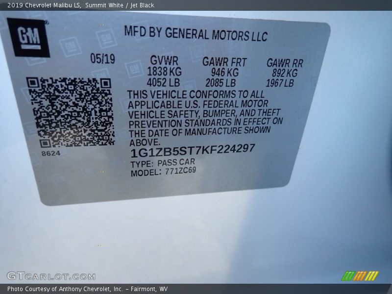 Summit White / Jet Black 2019 Chevrolet Malibu LS