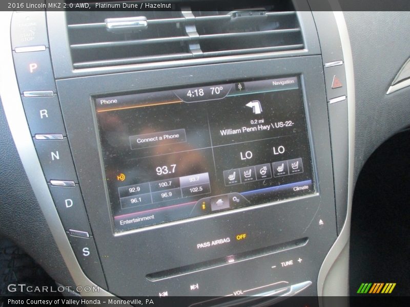 Controls of 2016 MKZ 2.0 AWD